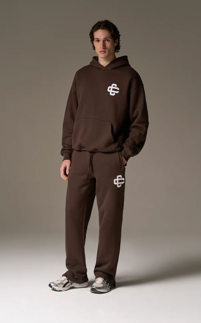 HEAVYWEIGHT EMBLEM APPLIQUE HOODIE