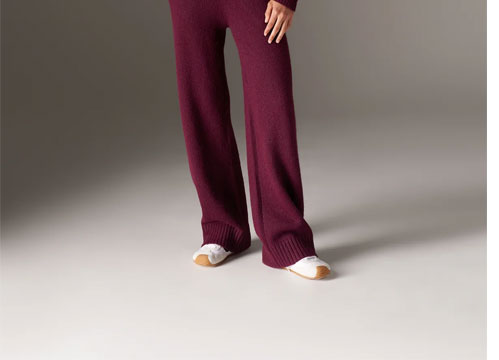 EMBLEM EMBROIDERED KNIT JOGGERS