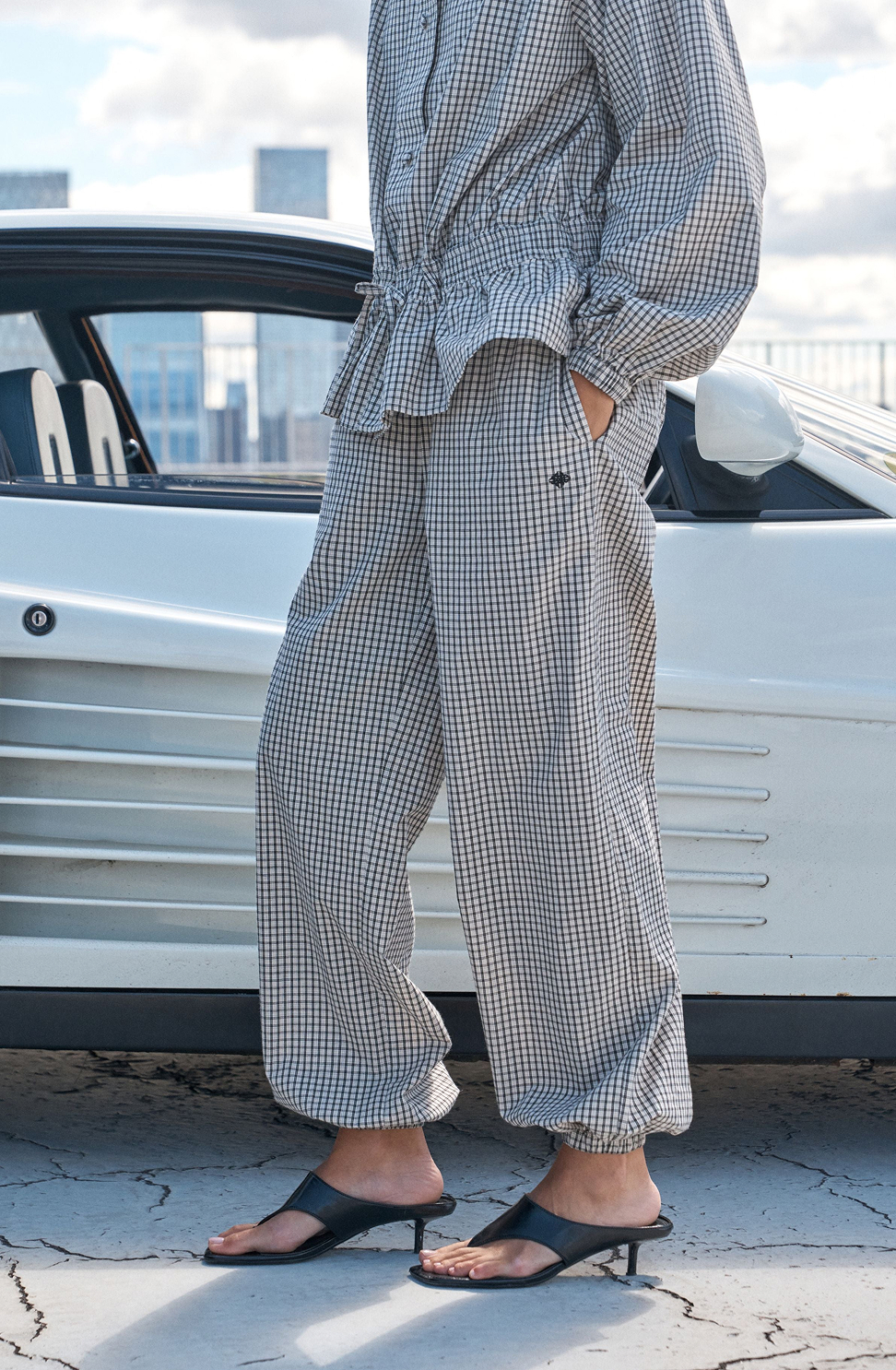 CHECKED BALLOON TROUSERS