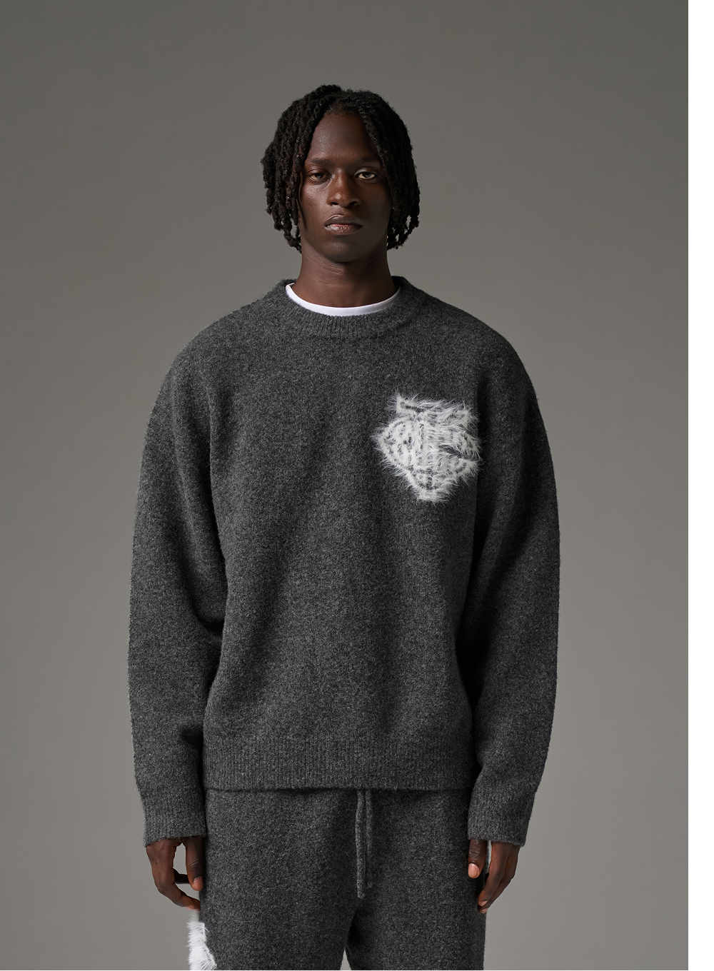 MONOGRAM FLUFFY KNIT CREW