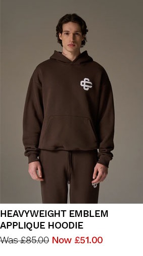 HEAVYWEIGHT EMBLEM APPLIQUE HOODIE