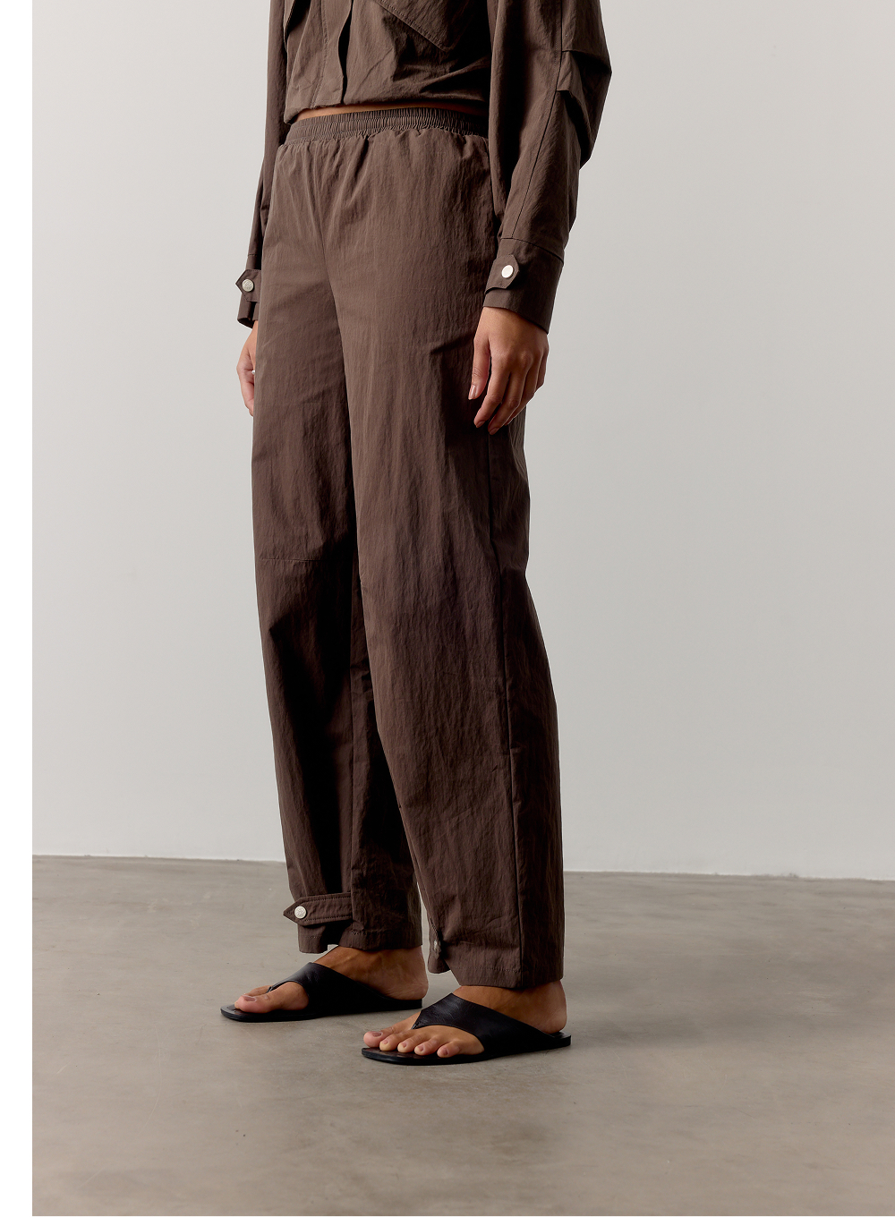 BARREL LEG SHELL TROUSERS