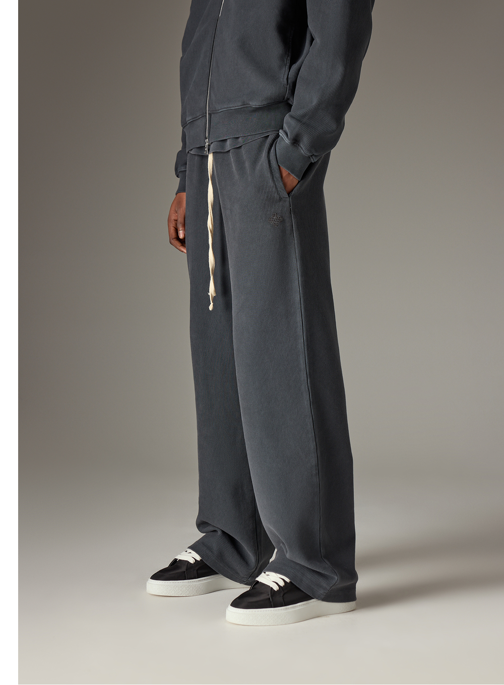 HEAVYWEIGHT WASHED RIBBED JERSEY JOGGERS