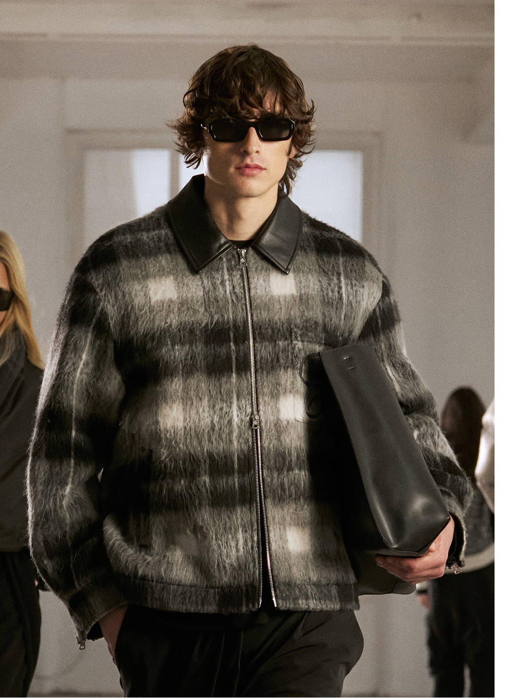 BRUSHED CHECK CONTRAST COLLAR JACKET