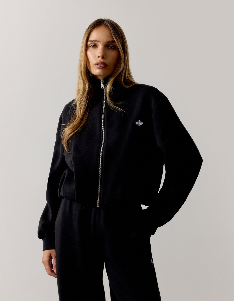 FUNNEL NECK BALLOON HEM ZIP THROUGH