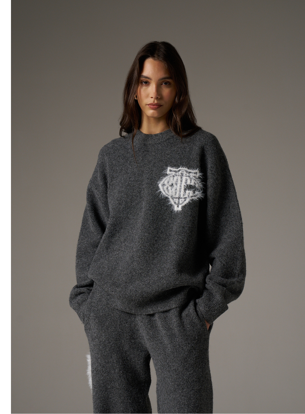 MONOGRAM FLUFFY KNIT JOGGERS