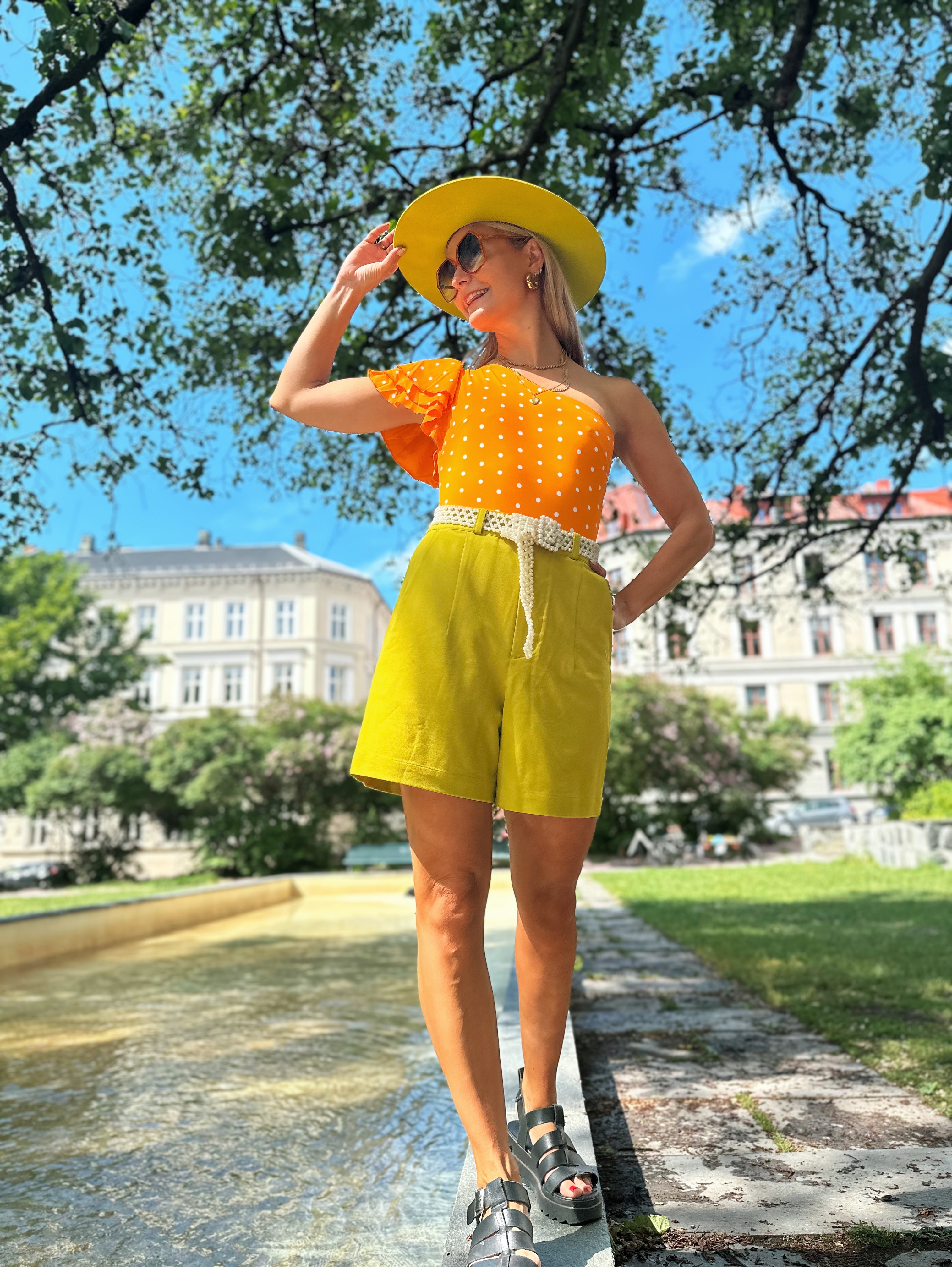 Den lime-fargede hatten fra Lemonade blir prikken over ien!