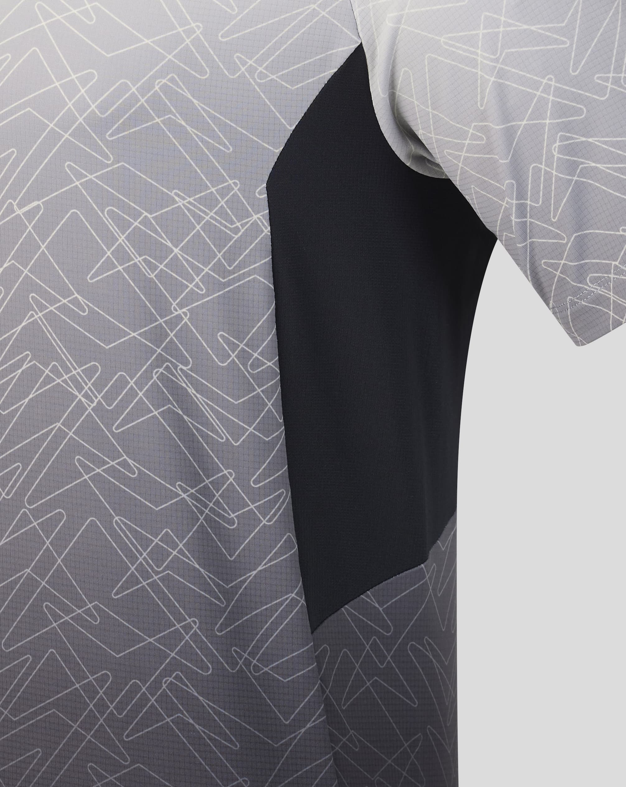 Men's Apex Short Sleeve Geometric Print T-Shirt - Grey