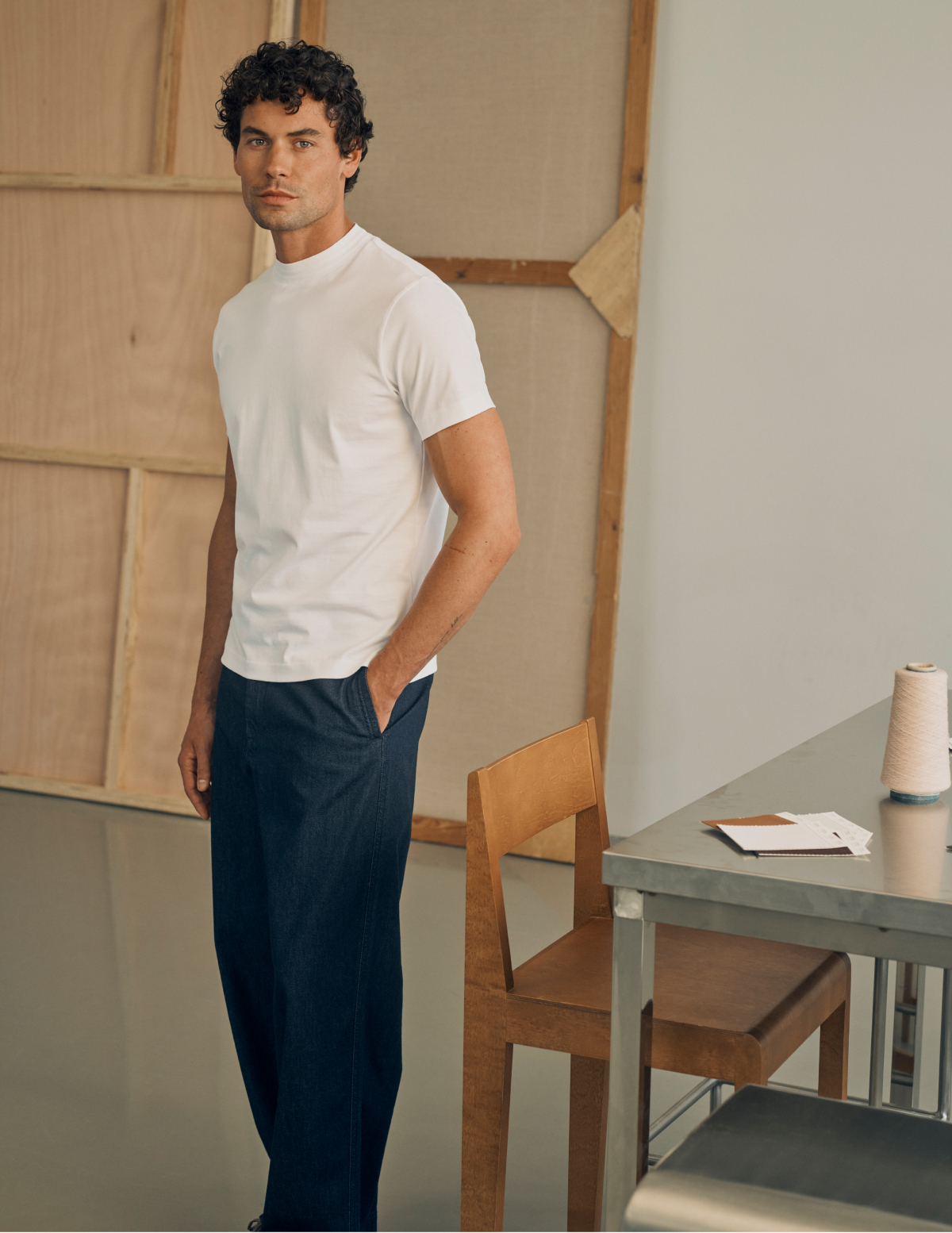 model in white tshirt