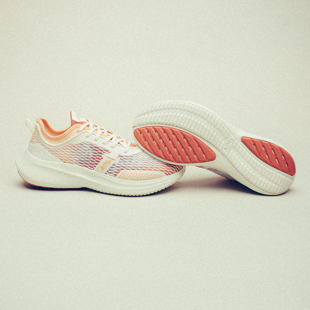 Euphoria in Linen / Desert Sand / Terracotta