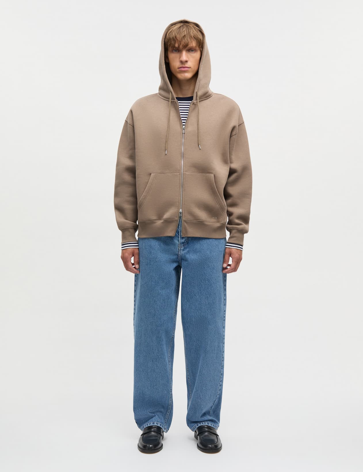 Standard Hoodie Logo Sweat
