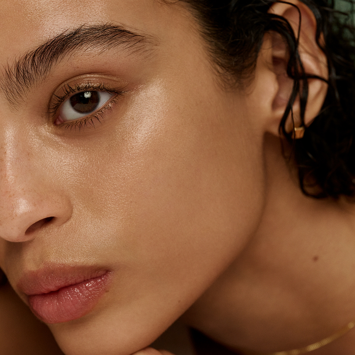 An image showing the Matcha Cleanse skin finish on a model