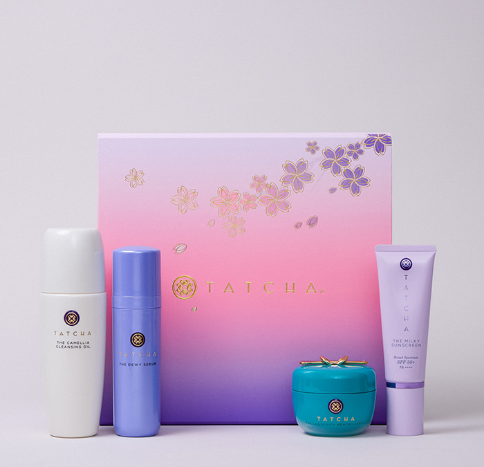 An image of 4 Tatcha formulas with a branded gift box