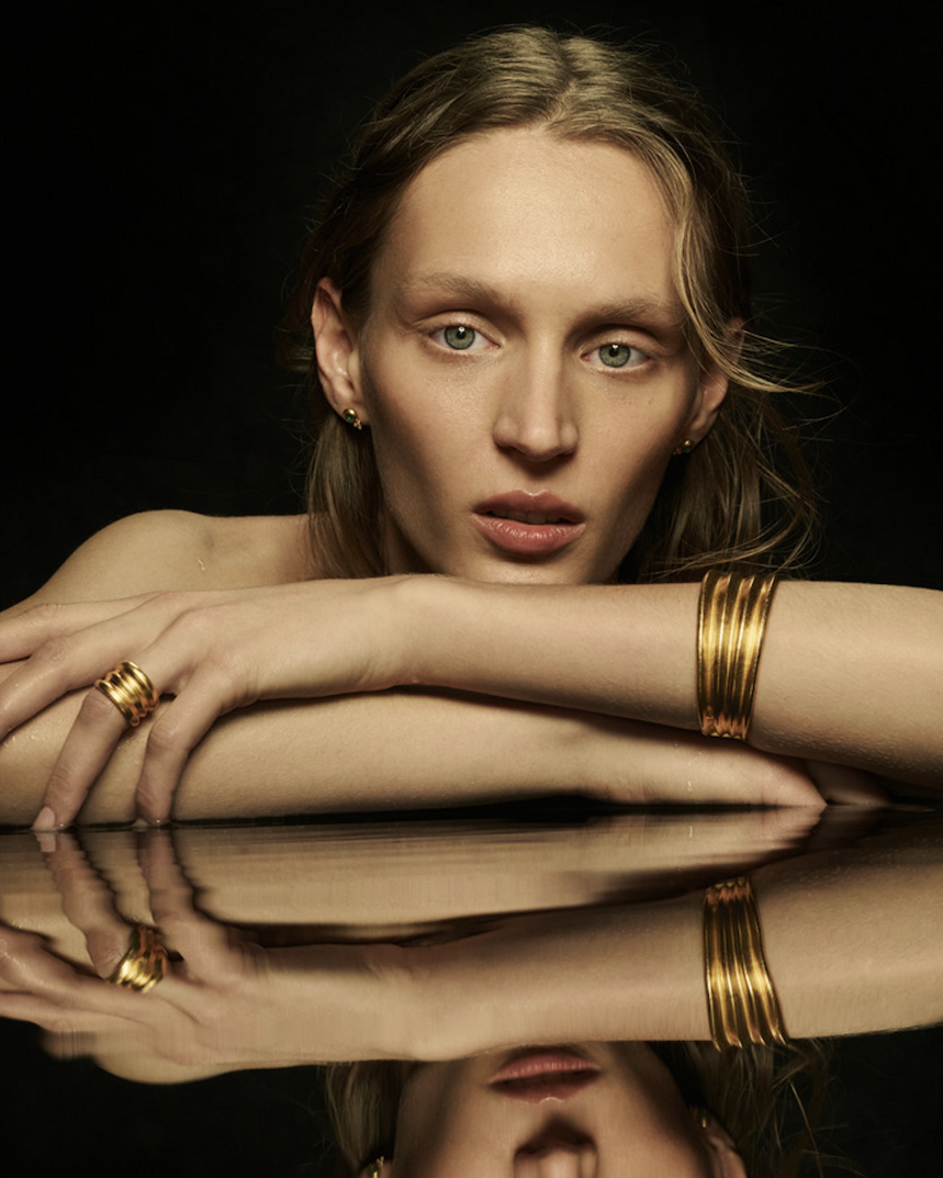 Flutted Cuff Solid Gold