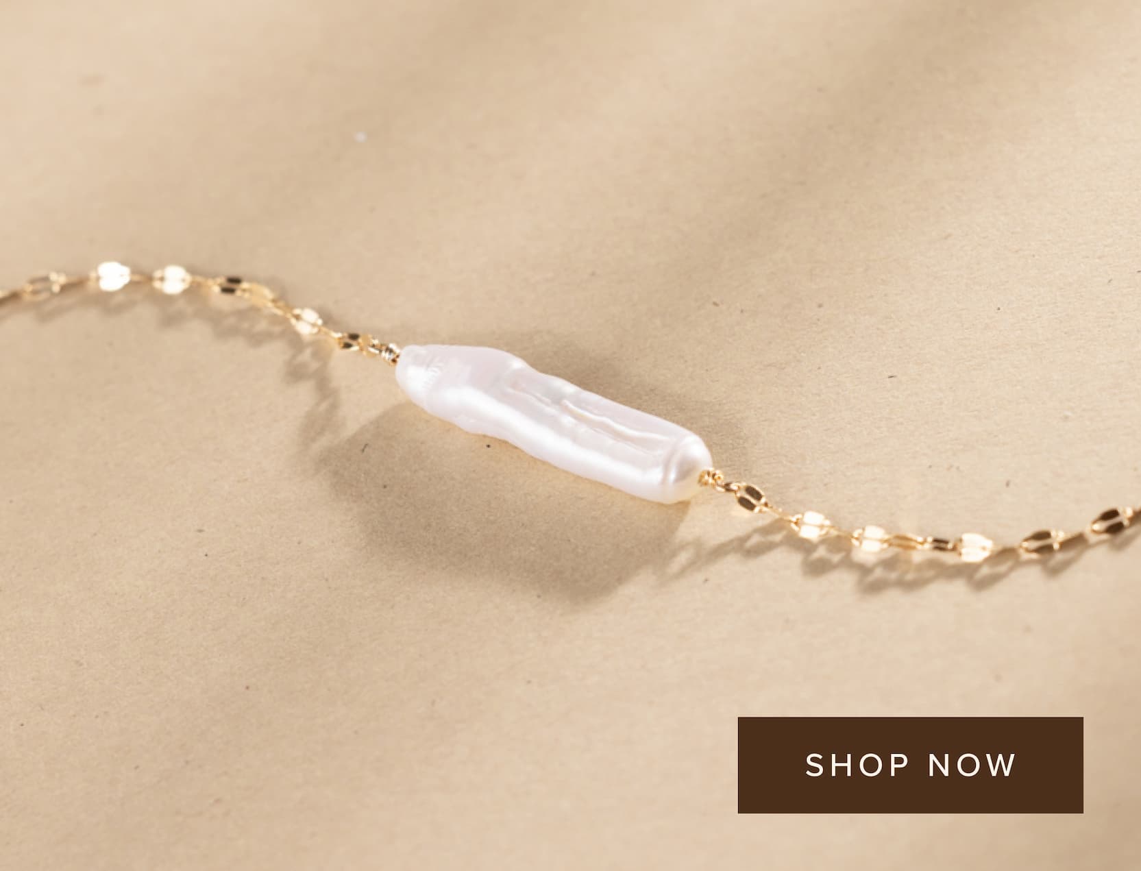Pearl bar necklace