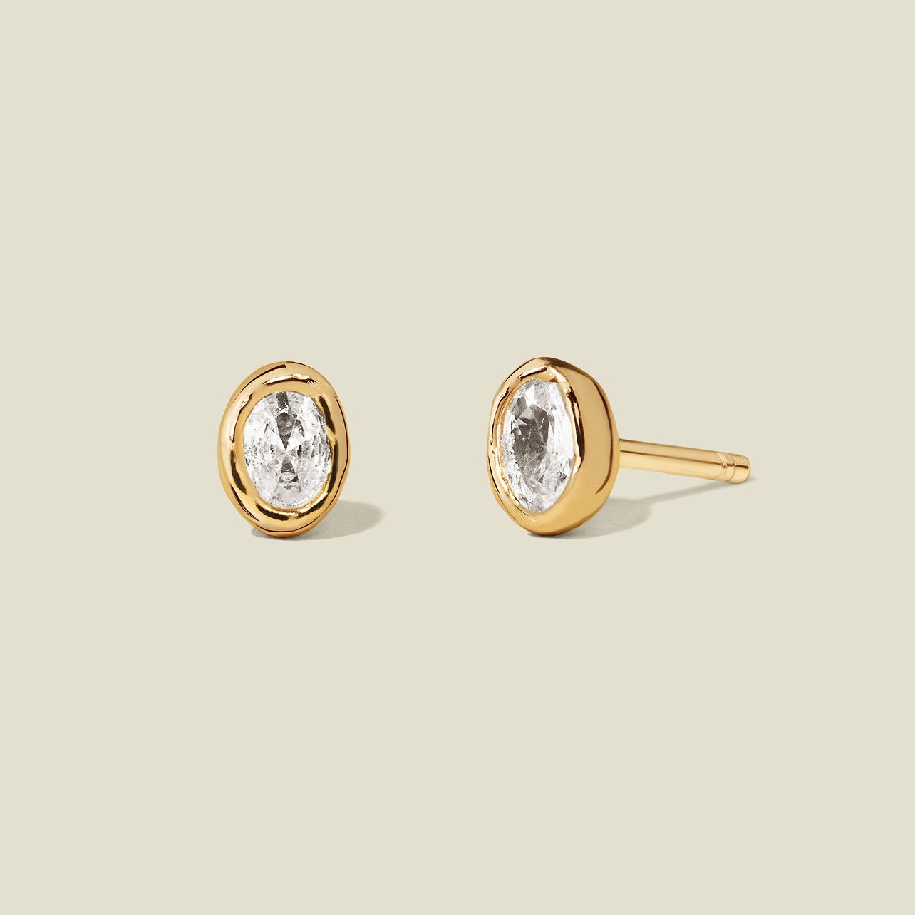Tova stud earrings