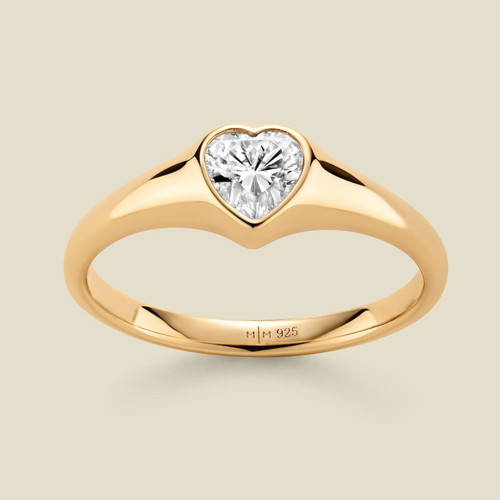 Heart signet ring