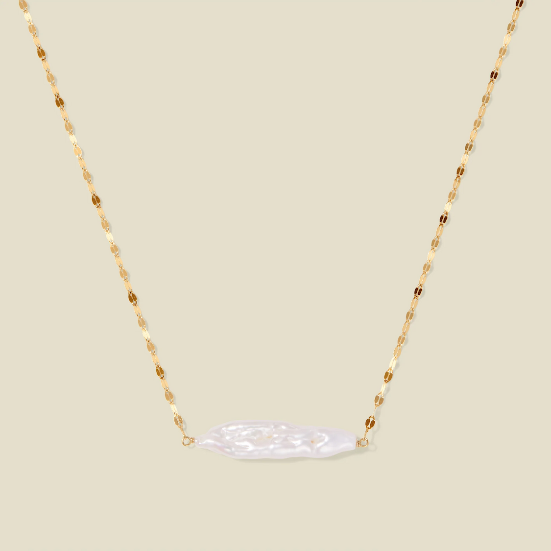 Baroque pearl necklace