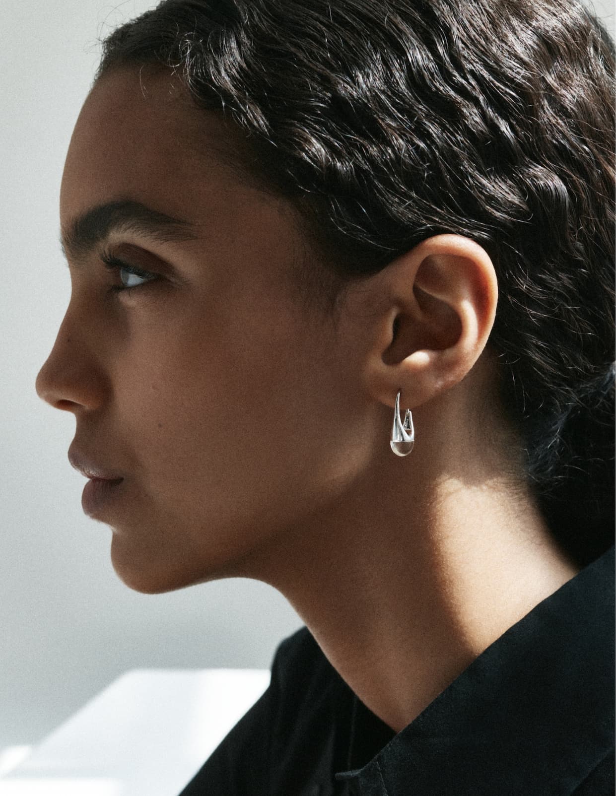 Roscida Quartz Earrings