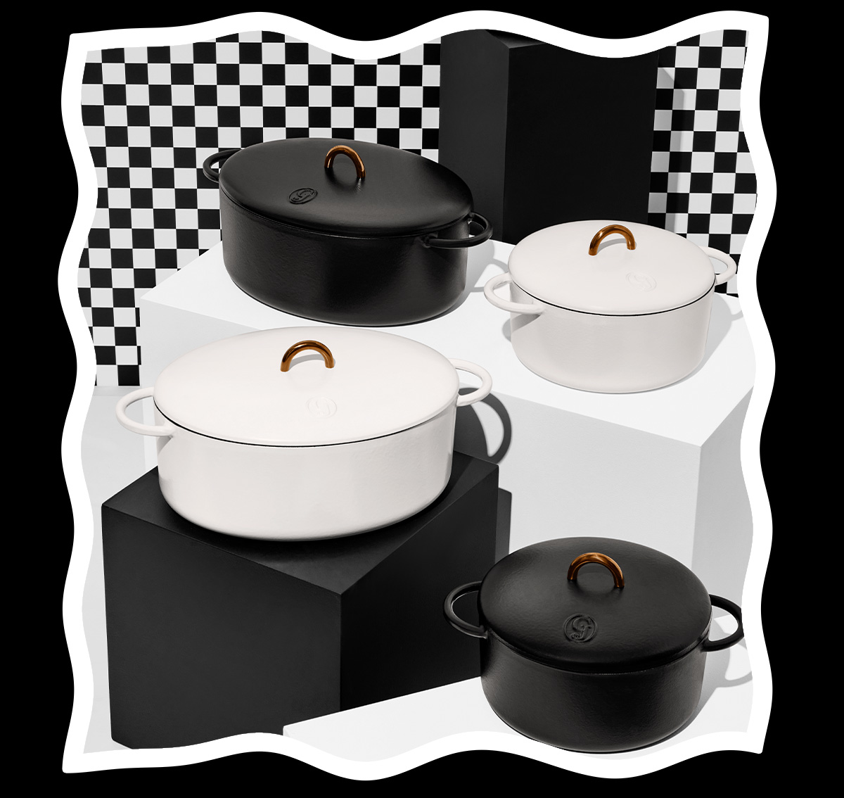 Salt & Pepper make a statement in any kitchen. Pair them with a pop of color, or keep it classic for a sleek look.