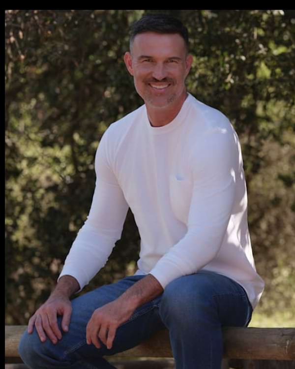 Heavyweight Long Sleeve Pocket Crew