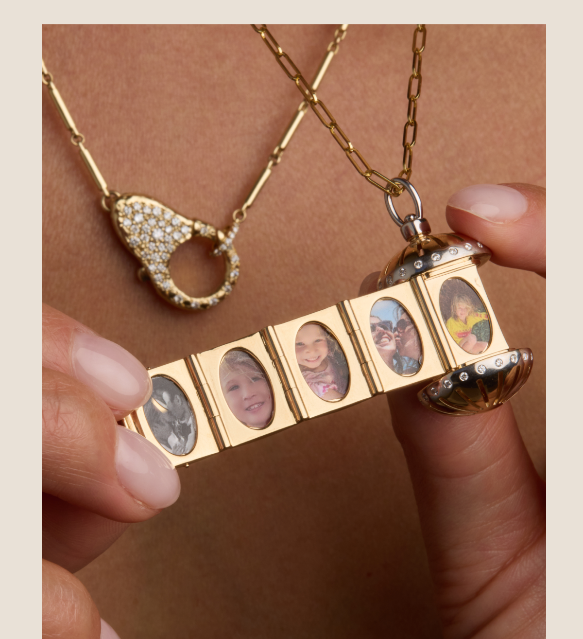 Locket Drop - Carousel Collection
