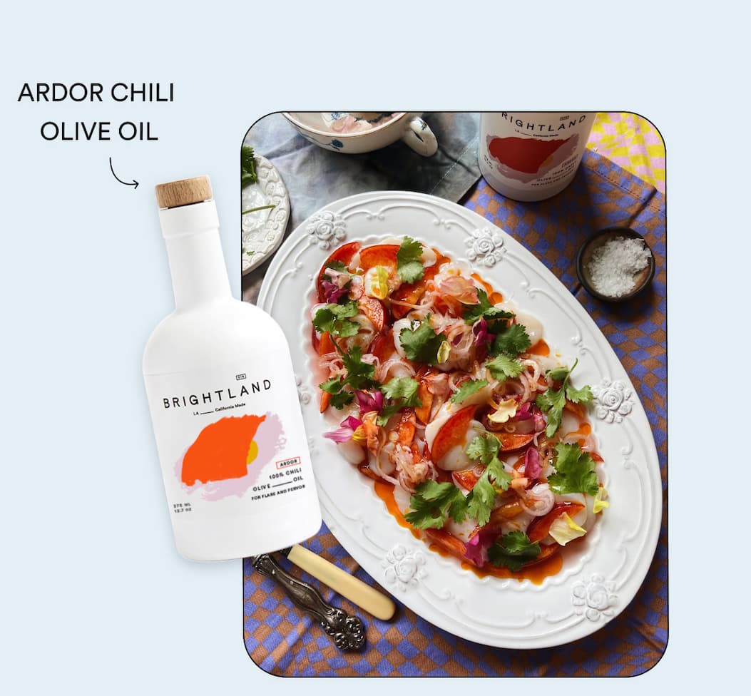 Scallop Crudo with Peaches & Lime-Marinated Shallots made with Ardor Chili Olive Oil. Shop Ardor Now.