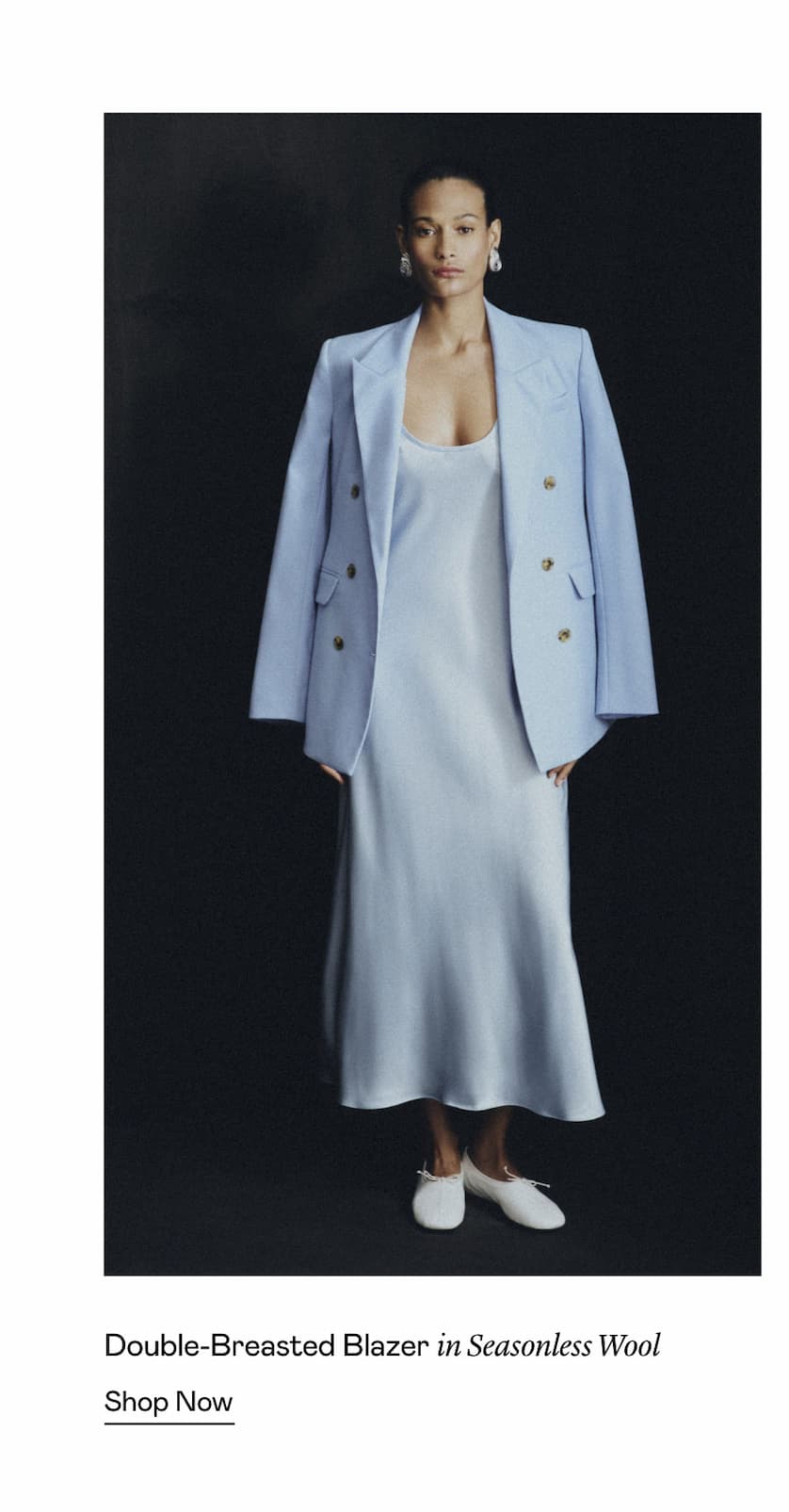 Double-Breasted Blazer in Seasonless Wool