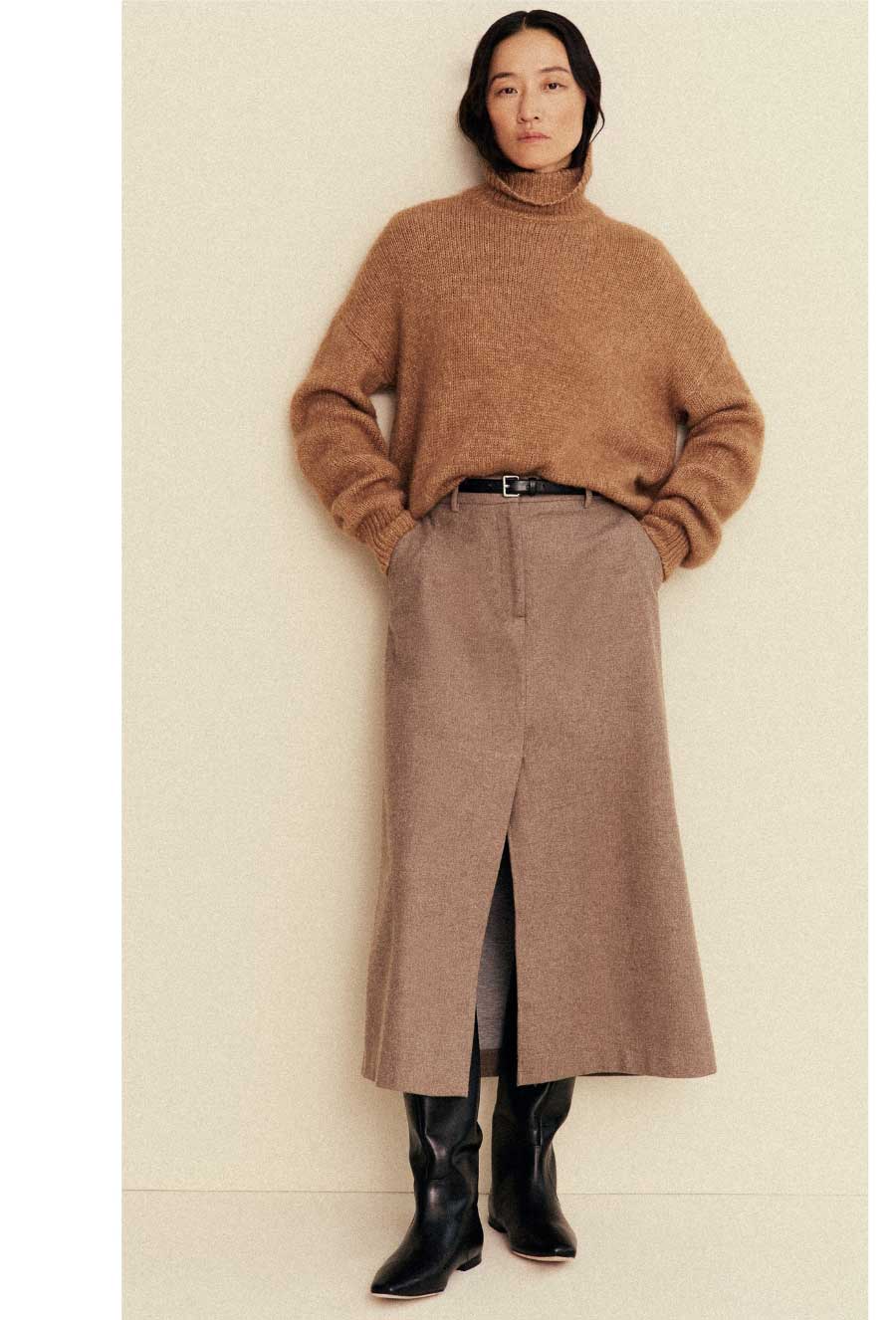 The Tailored Skirt in Oat The Tailored Skirt in Oat