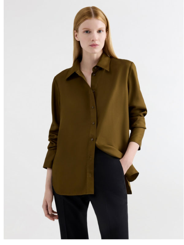 Slim Blouse in Silk Twill