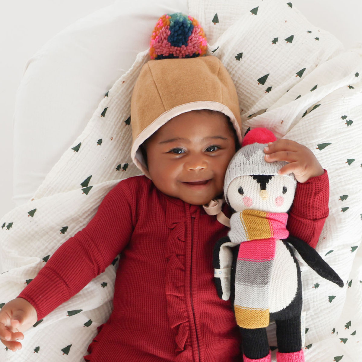 GET 10 OFF this precious love bird🐧 Cuddle & Kind