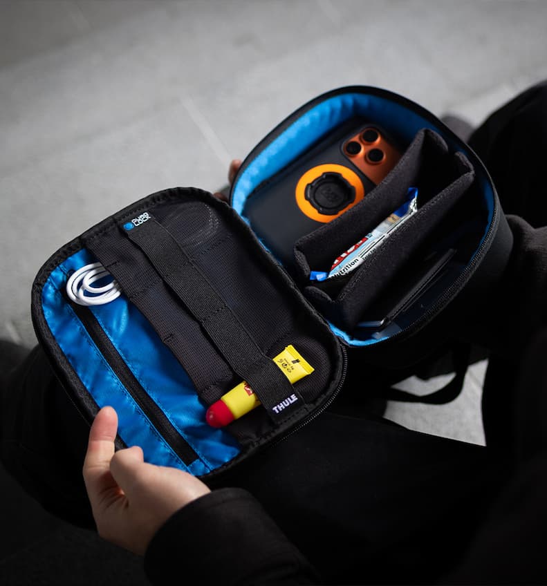 A photo of the Quad Lock Travel Organizer Large