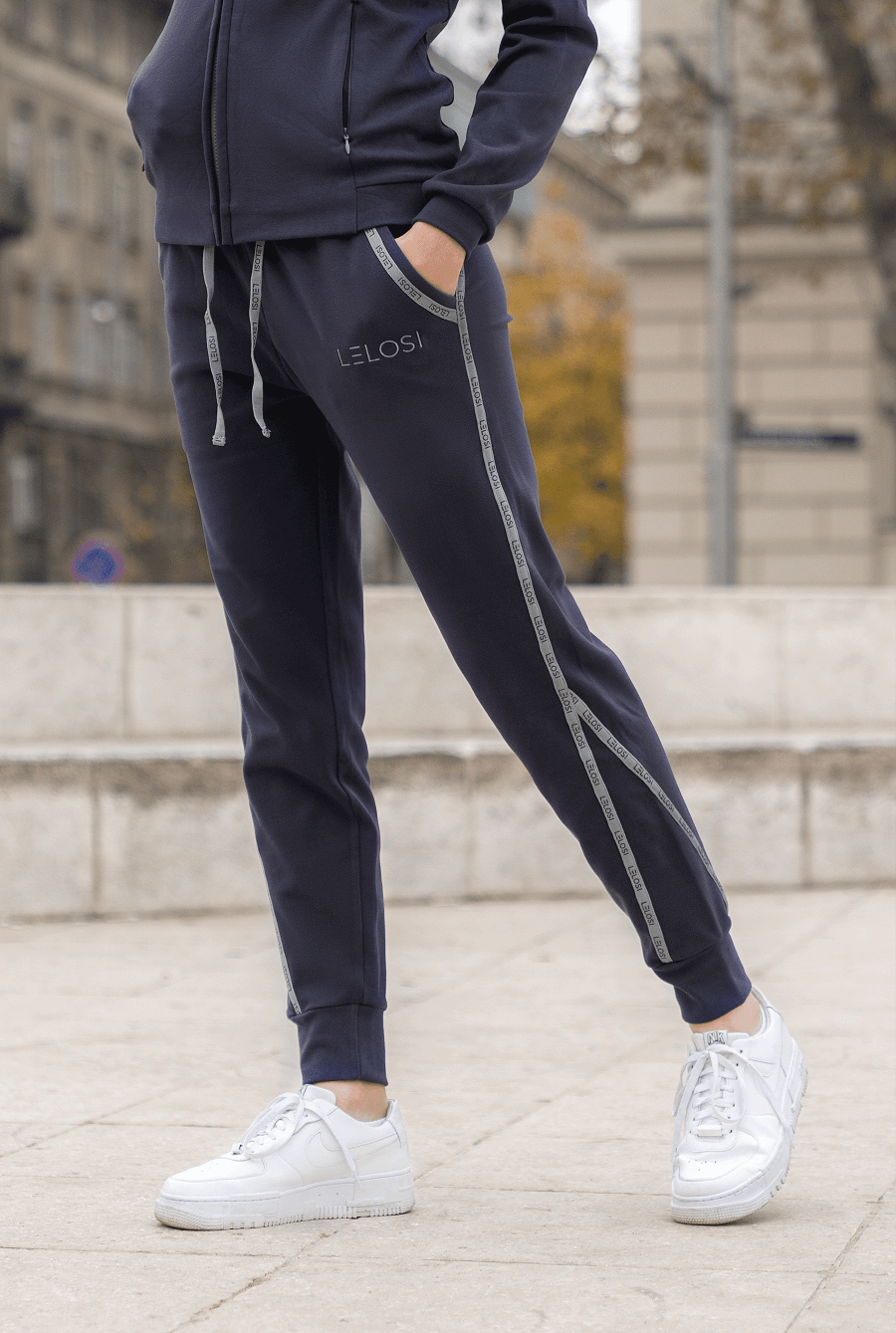 Noir pants