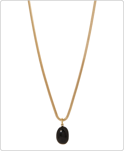 The Simple Pendant Necklace