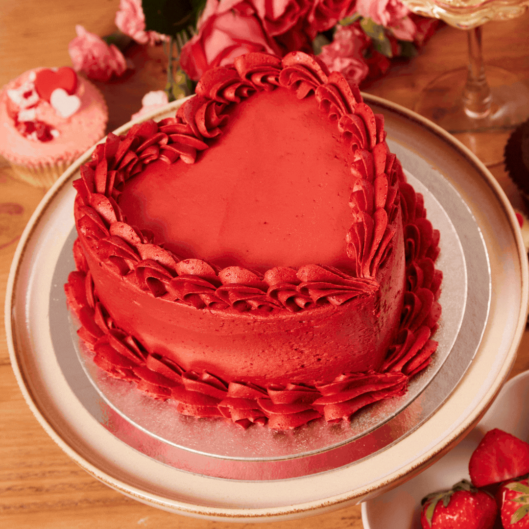 https://www.hummingbirdbakery.com/en/occasions/heart-cakes