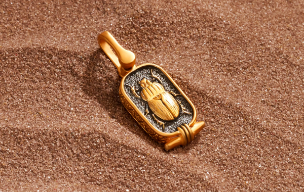 Persistent Fighter Black Gold Scarab Charm