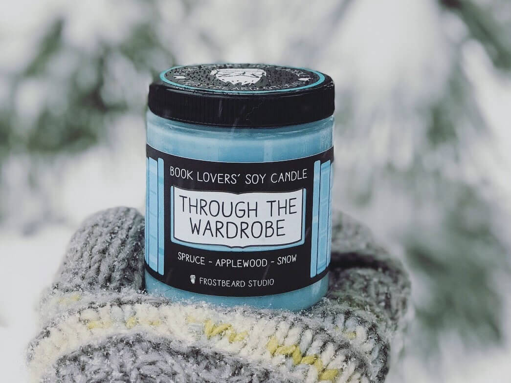 Through the Wardrobe soy candle