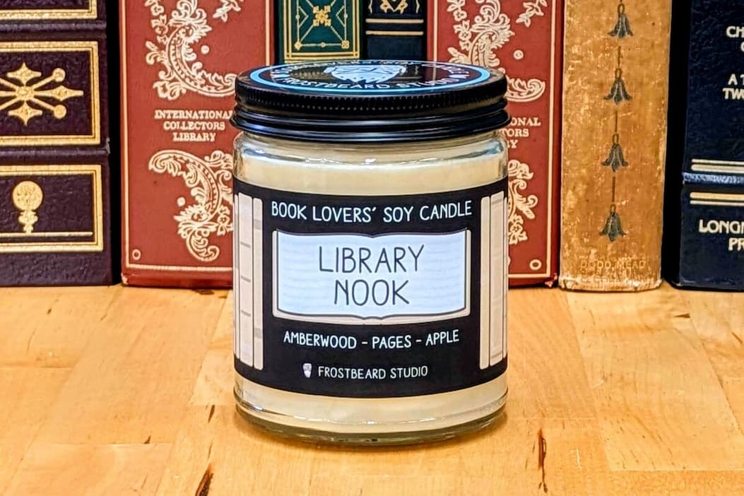 Library Nook soy candle