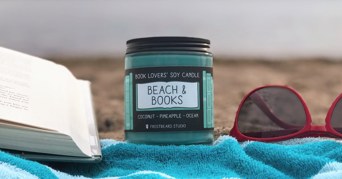 Beach and Books candle