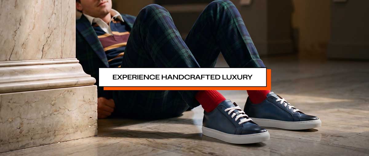 [EXPERIENCE HANDCRAFTED LUXURY]
