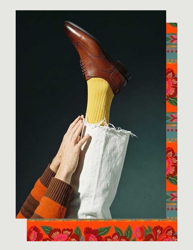 COLOR THAT DEVELOPS ITS OWN STORY. [ SHOP THE COLLECTION ]