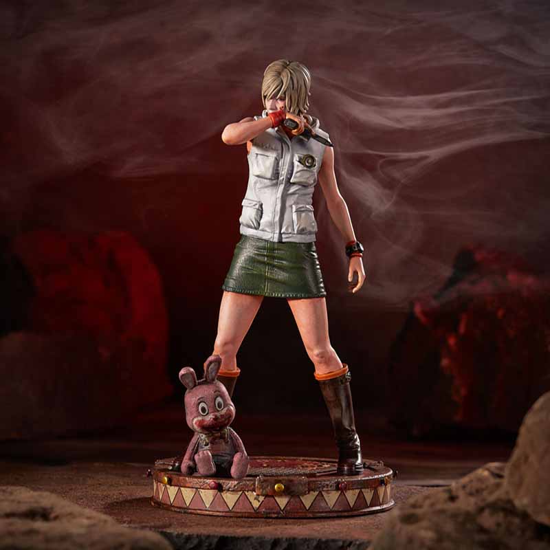 silent hill heather mason statue
