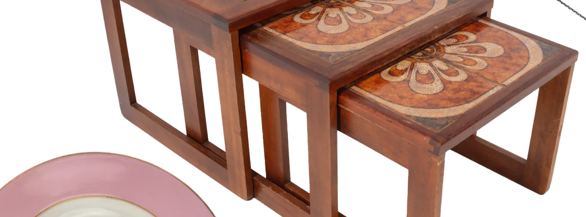 Mid Century Three Piece Nesting Table