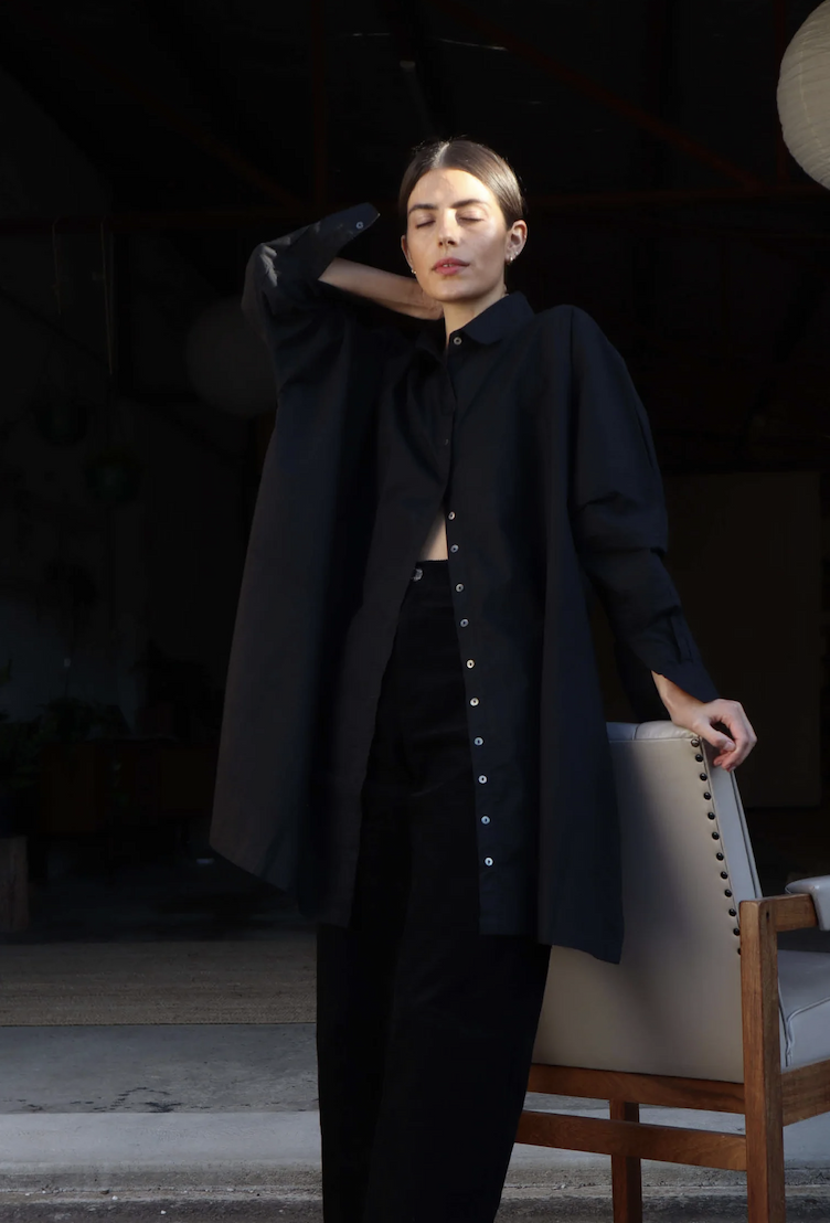 The Oscar oversized cotton poplin shirt in black