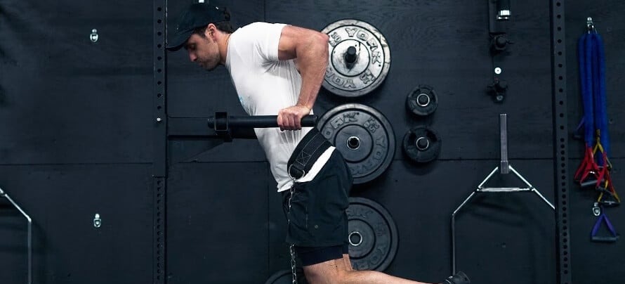 7 Best Close-Grip Bench Press Alternatives for Triceps Mass