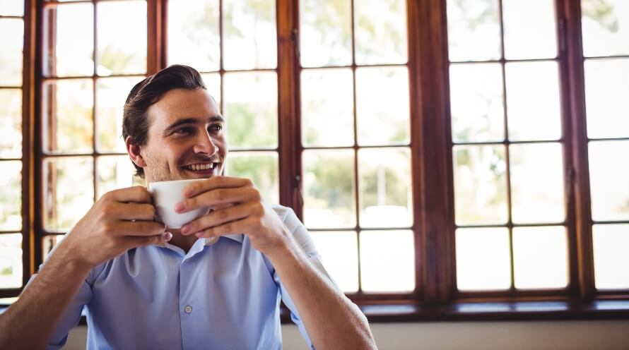 Should You Wait 90 minutes to Drink Coffee in the Morning?