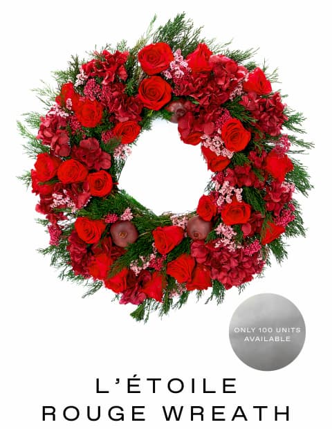 L'Etoile Rouge Wreath
