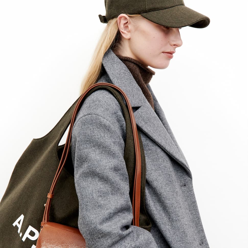 A.P.C. WOMEN'S SALE