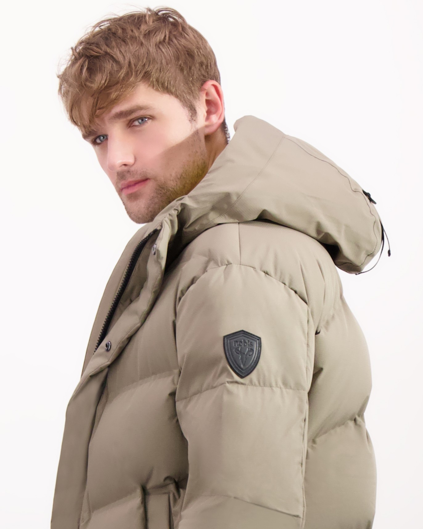 Man wearing Nobis Granger in Bungee Cord.