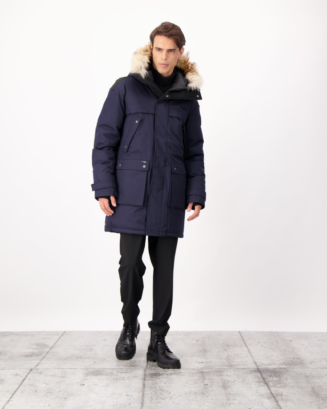 Nobis Yatesy in Navy.